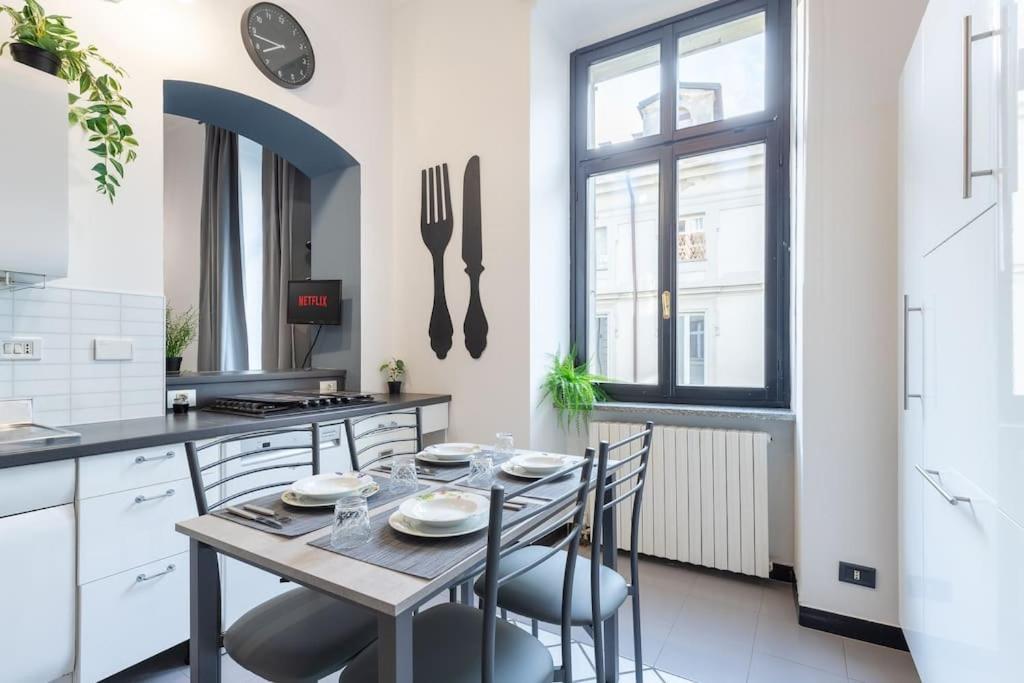 Apartment Historical - Pieno Centro - Porta Nuova- Piazza Castello *