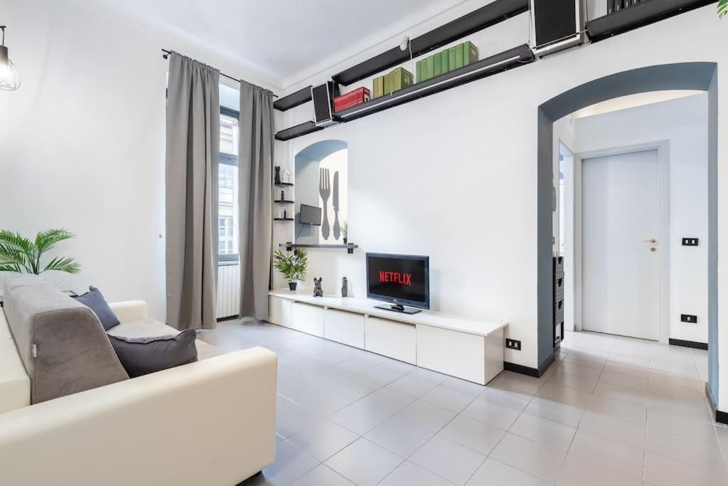 Historical - Pieno Centro - Porta Nuova- Piazza Castello Apartment *